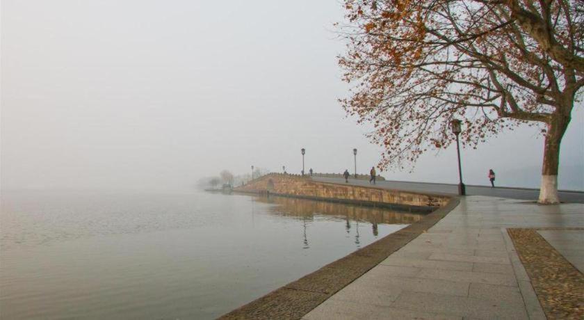 Wuyang Holiday Hotel Hangzhou Bagian luar foto